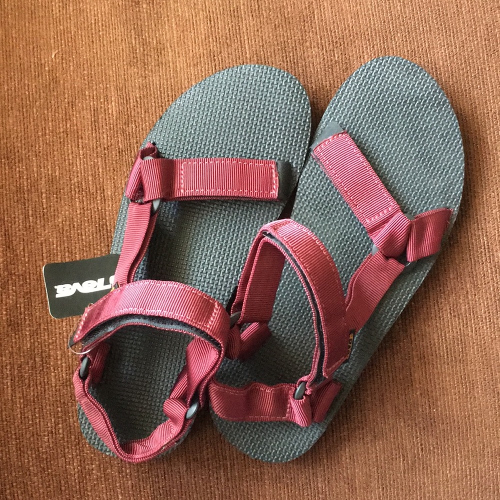 Burgundy Tevas, never worn!!